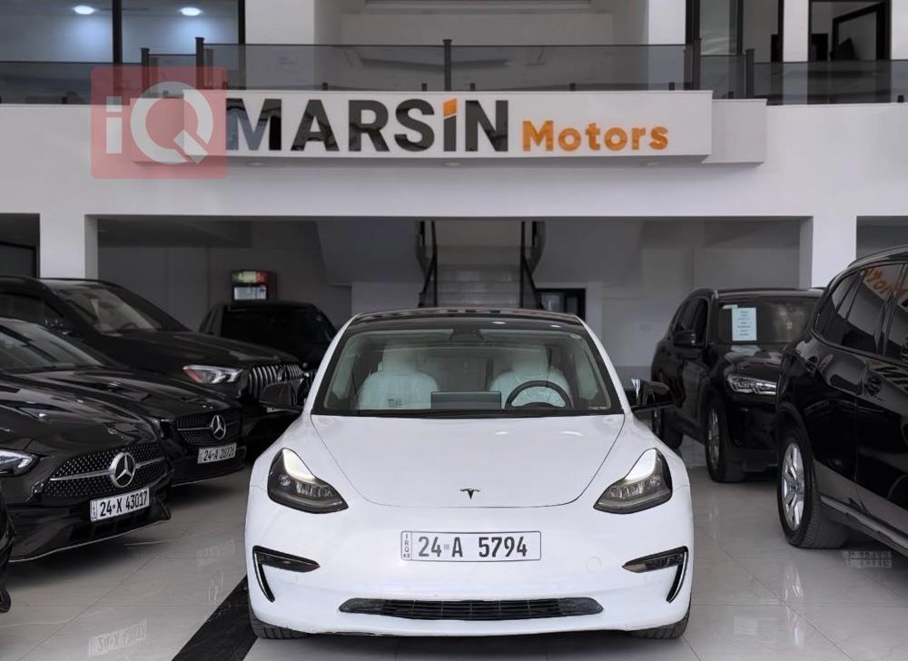 تێسلا مۆدێل 3